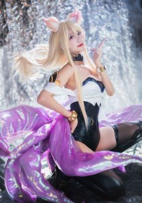 抱著嬌妻被粗大陌生人玩3p_BD英語全集免費播放